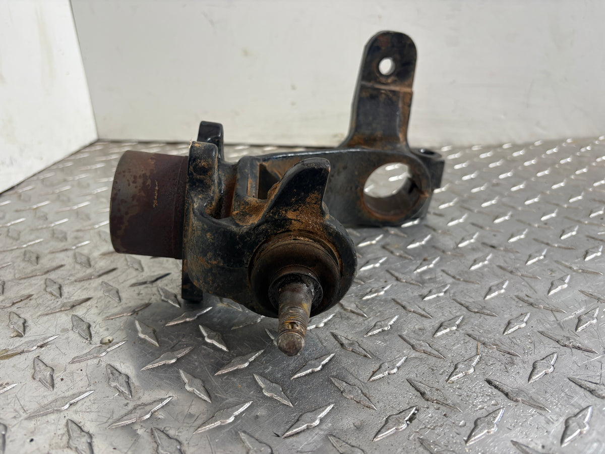 2008-2020 FRONT RIGHT KNUCKLE 39186-0075