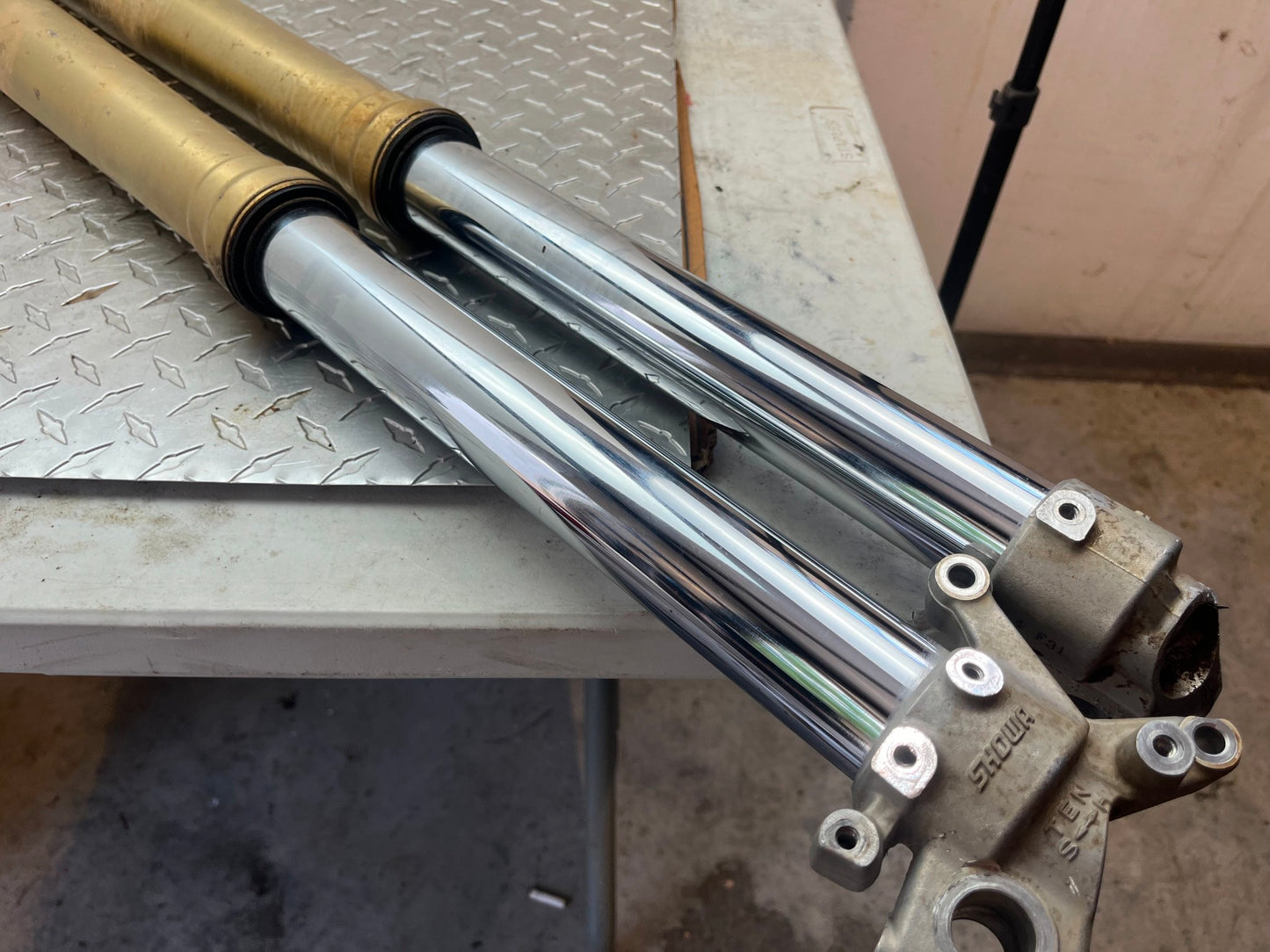 OEM HONDA CRF 250X FRONT FORKS PART# 51480-KSC-003 & 51580-KSC-003