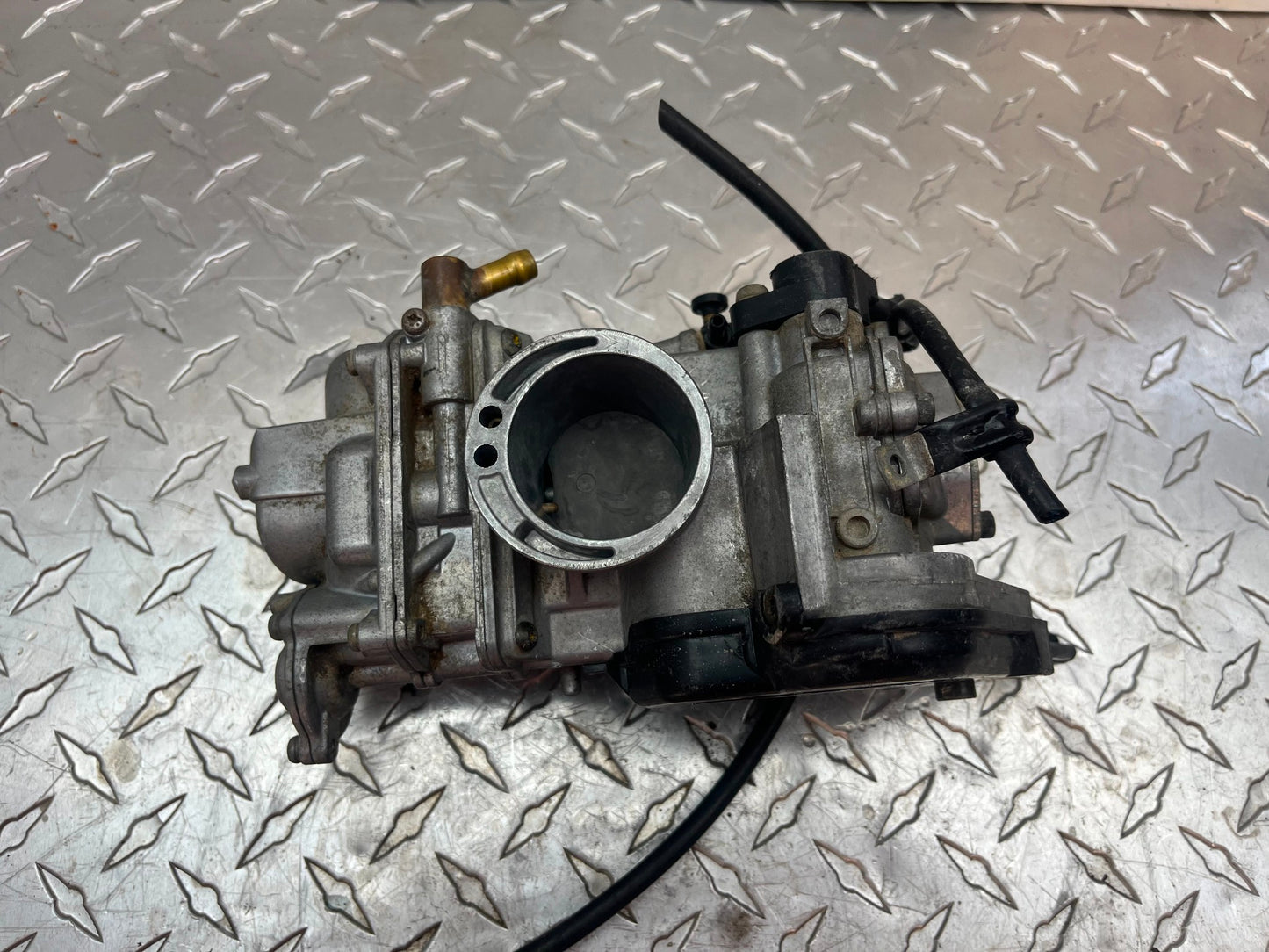 OEM HONDA CRF 250X CARBURETOR PART# 16100-KSC-674