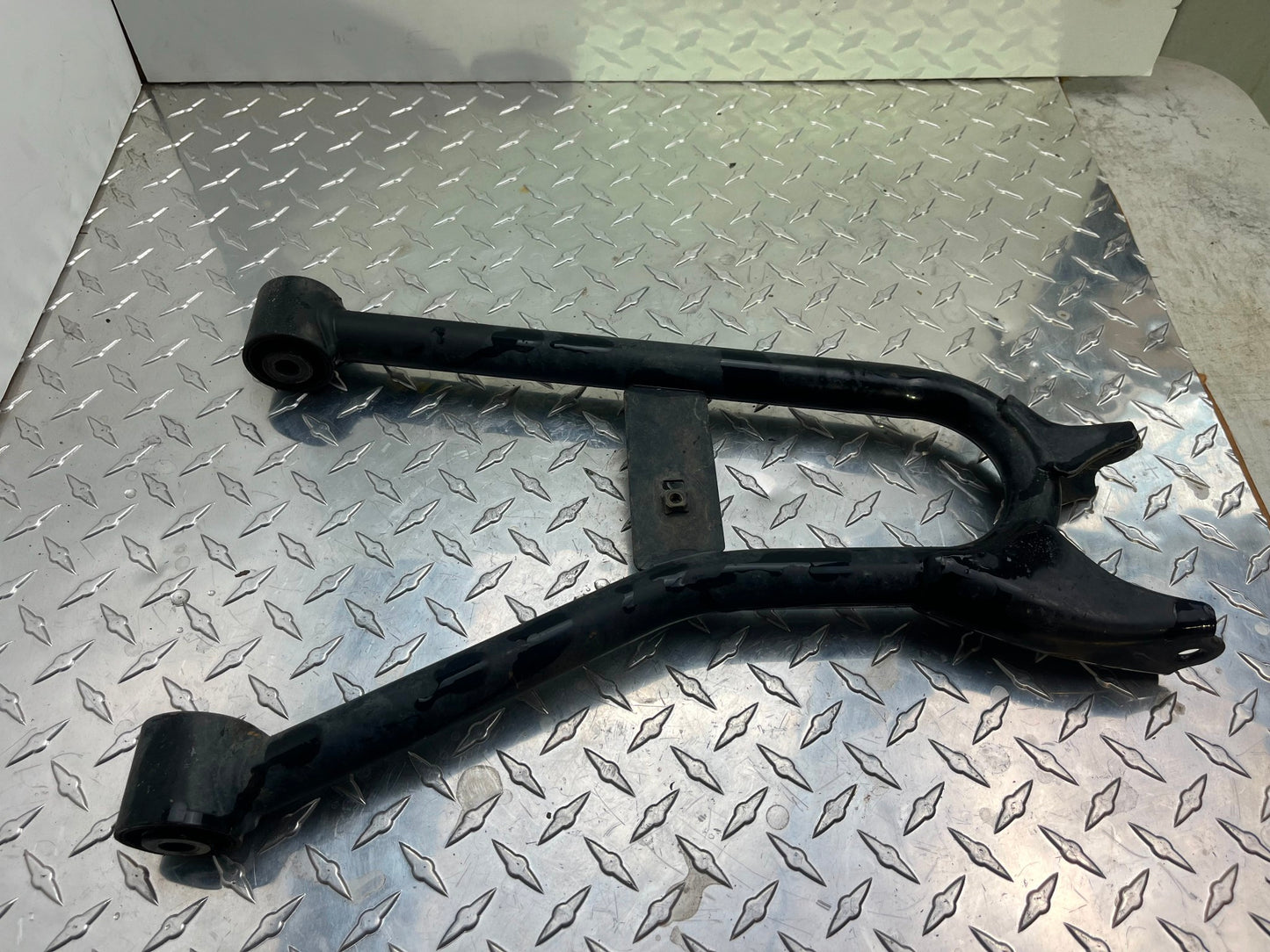 OEM HONDA PIONEER 1000 RIGHT REAR UPPER A-ARM PART# 52370-HL4-F00ZB