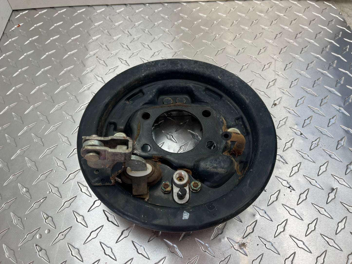 OEM KAWASAKI MULE RIGHT REAR BRAKE PANEL PART# 41035-7508