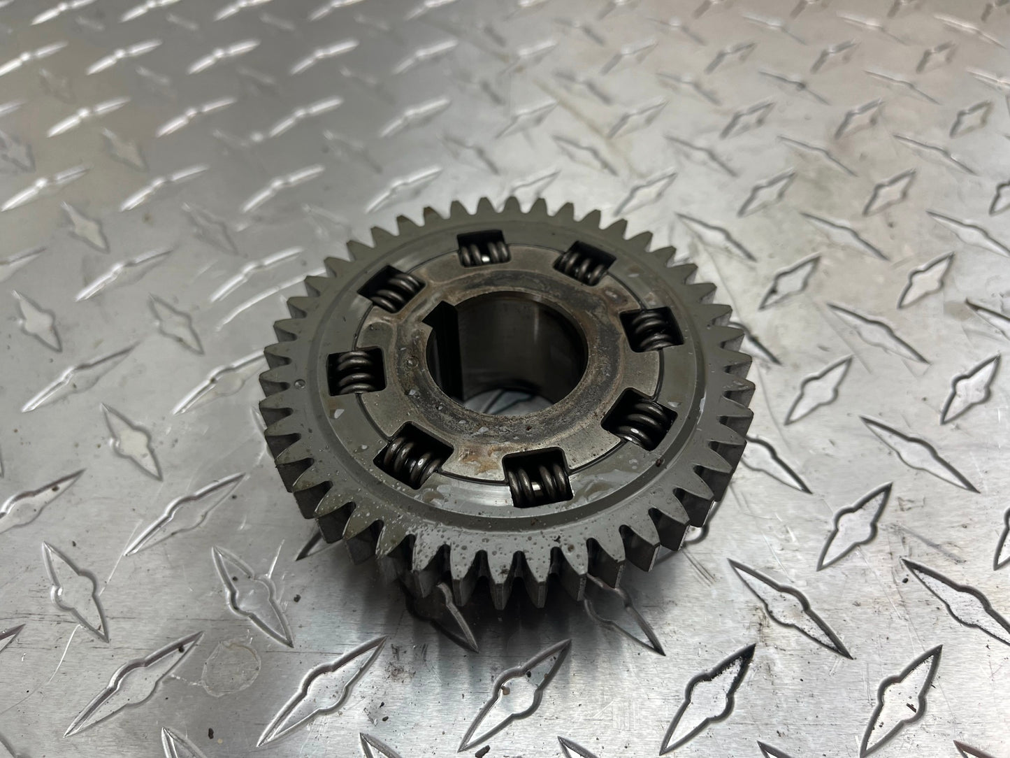 OEM YAMAHA RAPTOR PRIMARY DRIVE GEAR PART# 5LP-16111-10-00