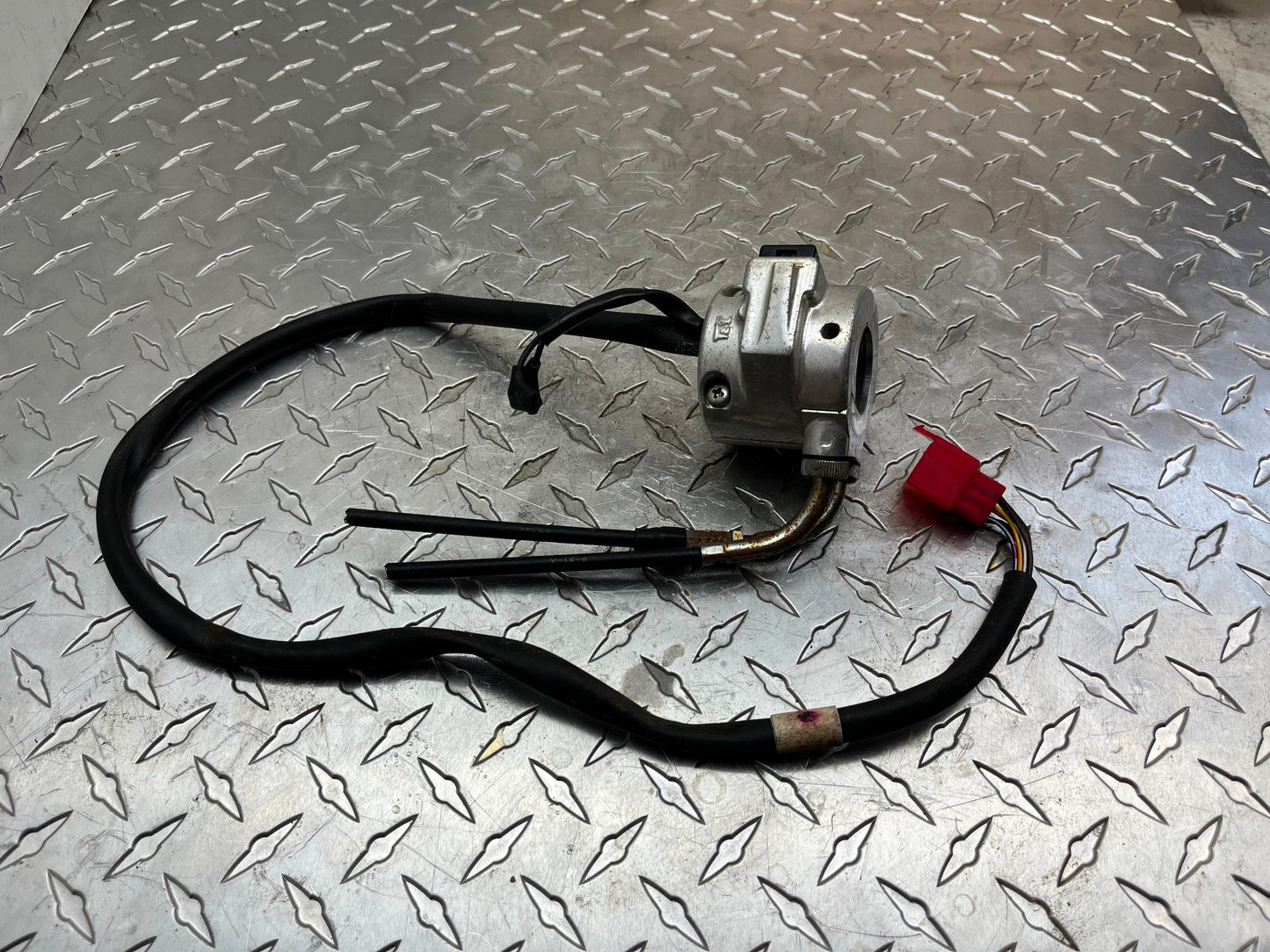 OEM HONDA VTX 1300R STARTER STOP SWITCH PART# 35013-MEA-671