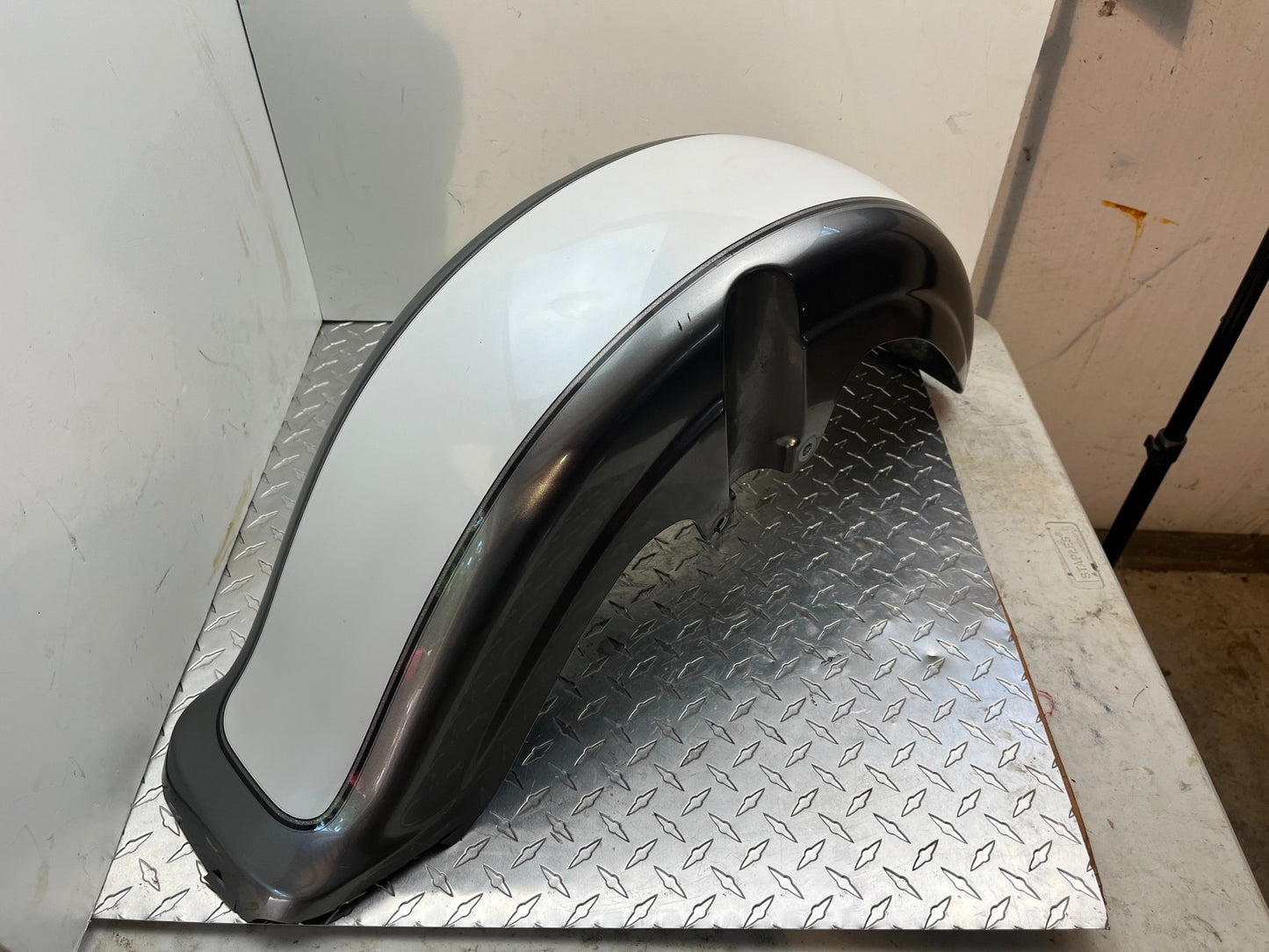 OEM SUZUKI VOLUSIA 800 FRONT FENDER PART# 53110-41F30-KT9