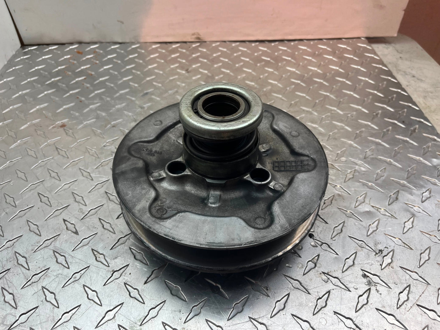 OEM KAWASAKI BRUTE FORCE 750 DRIVEN CONVERTER SECONDARY PART# 49094-0019