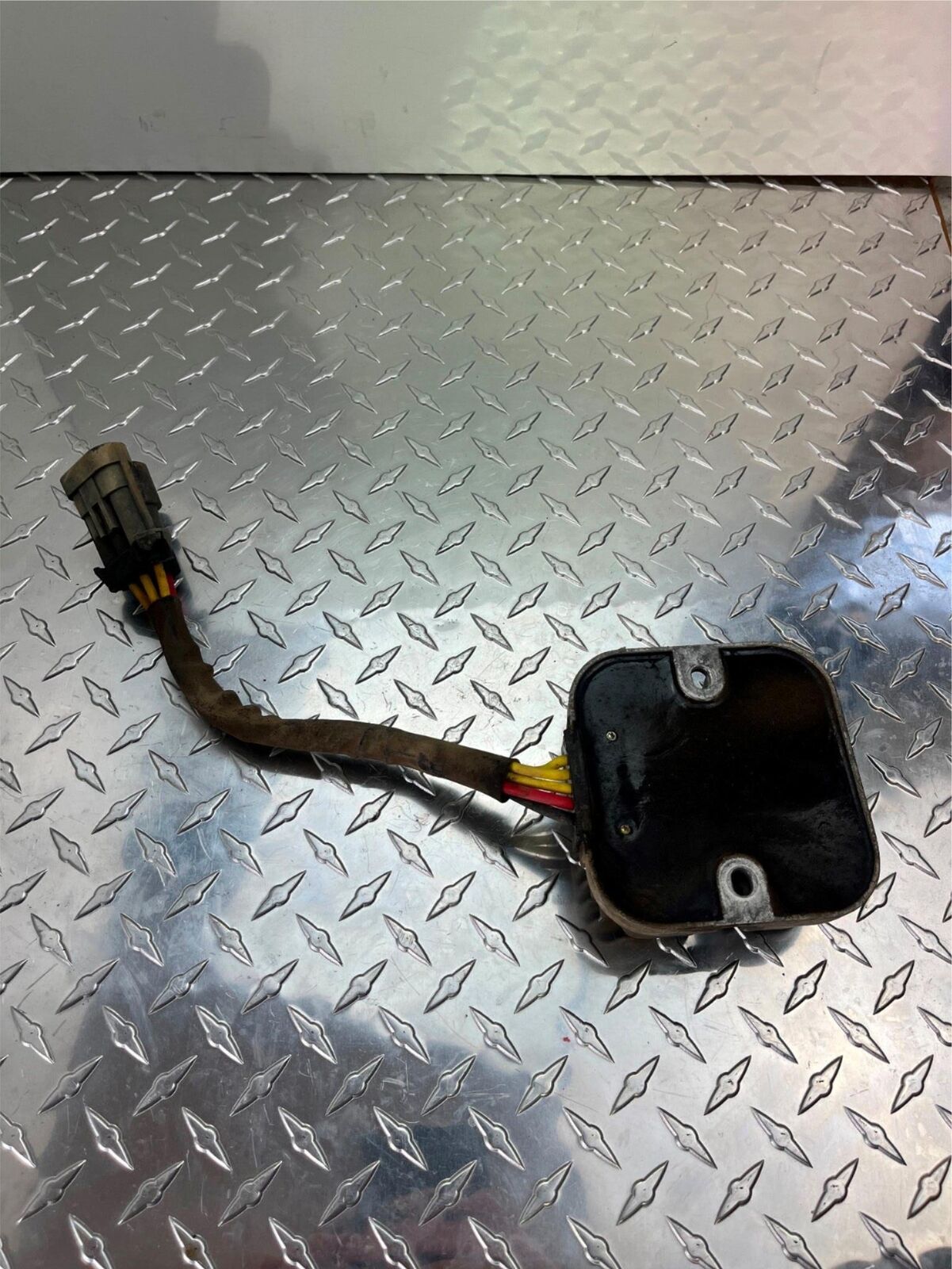 OEM POLARIS RANGER REGULATOR PART# 4013978