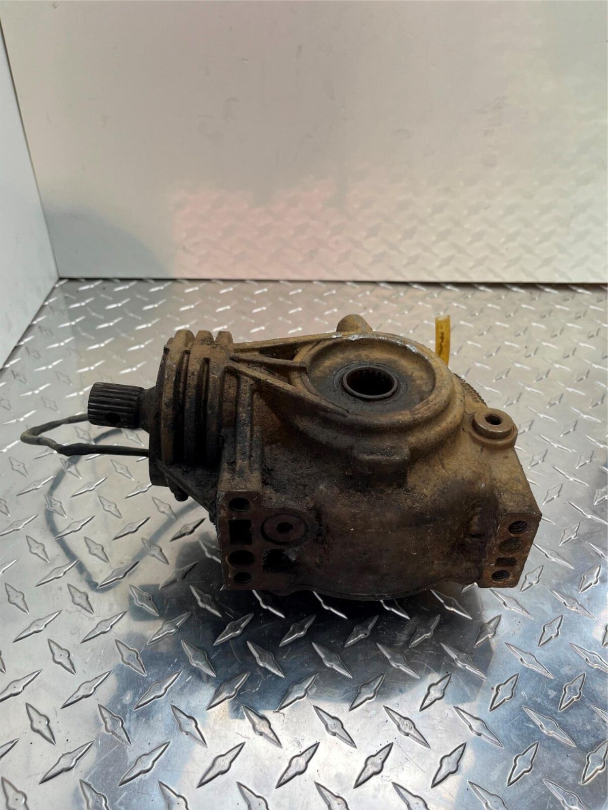 OEM POLARIS RANGER FRONT GEARCASE DIFFERENTIAL PART# 1333104