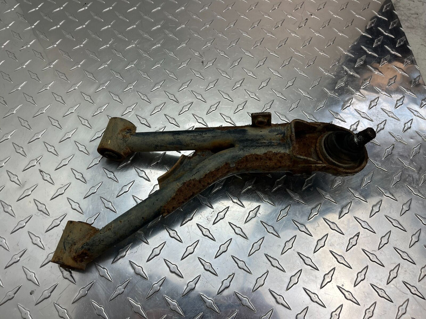 OEM HONDA TRX 420 RANCHER RIGHT FRONT UPPER A-ARM PART# 51370-HP7-A00