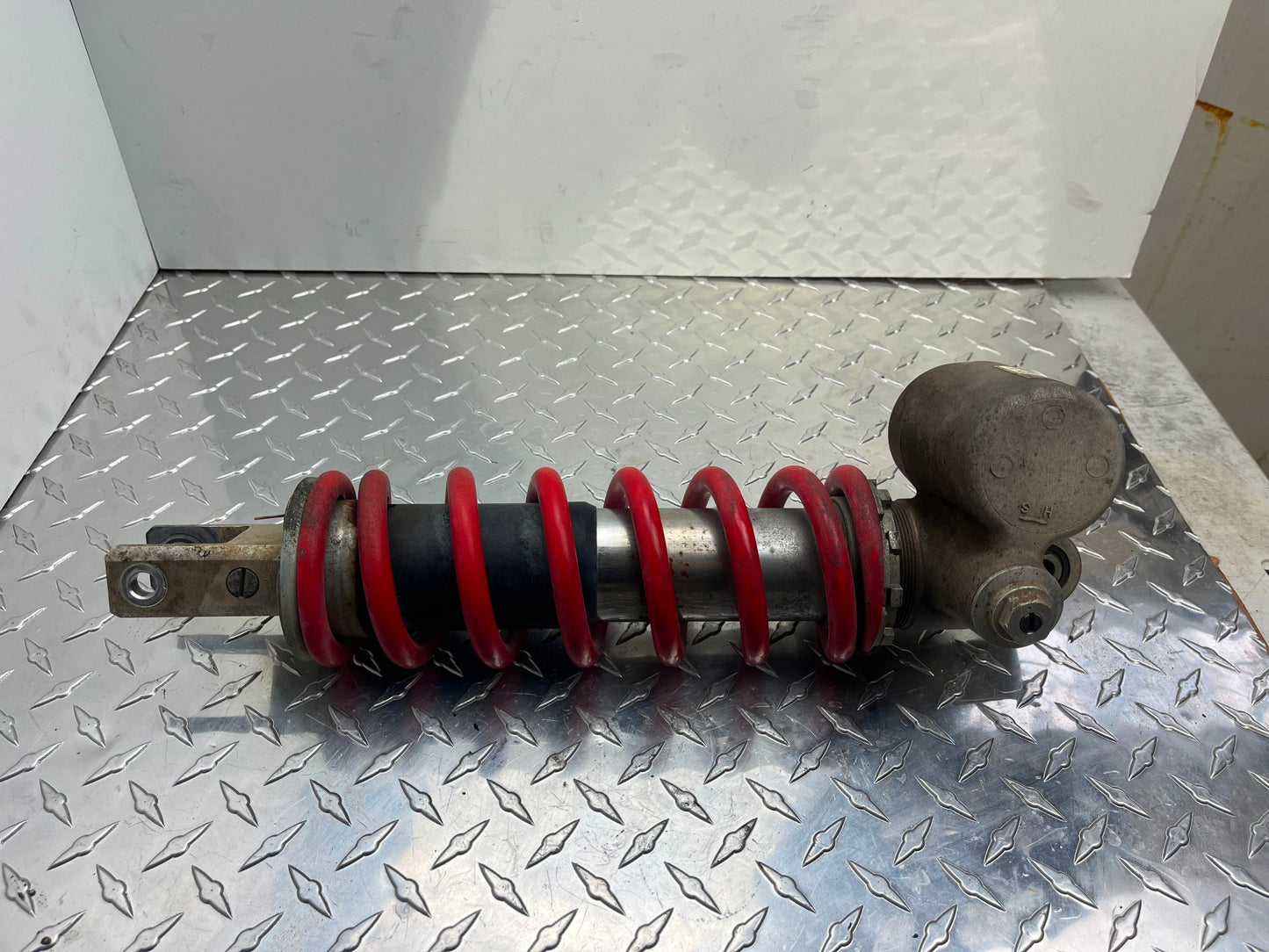 OEM HONDA TRX 450R SPORTRAX REAR CUSHION SHOCK PART# 52400-HP1-003