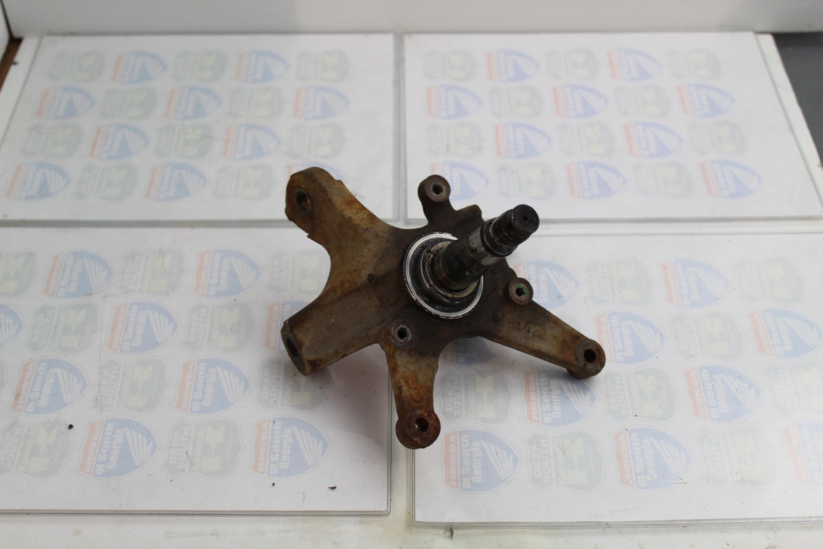 OEM HONDA TRX 420 RANCHER TE1 FRONT LEFT KNUCKLE SPINDLE PART# 51250-HP4-600