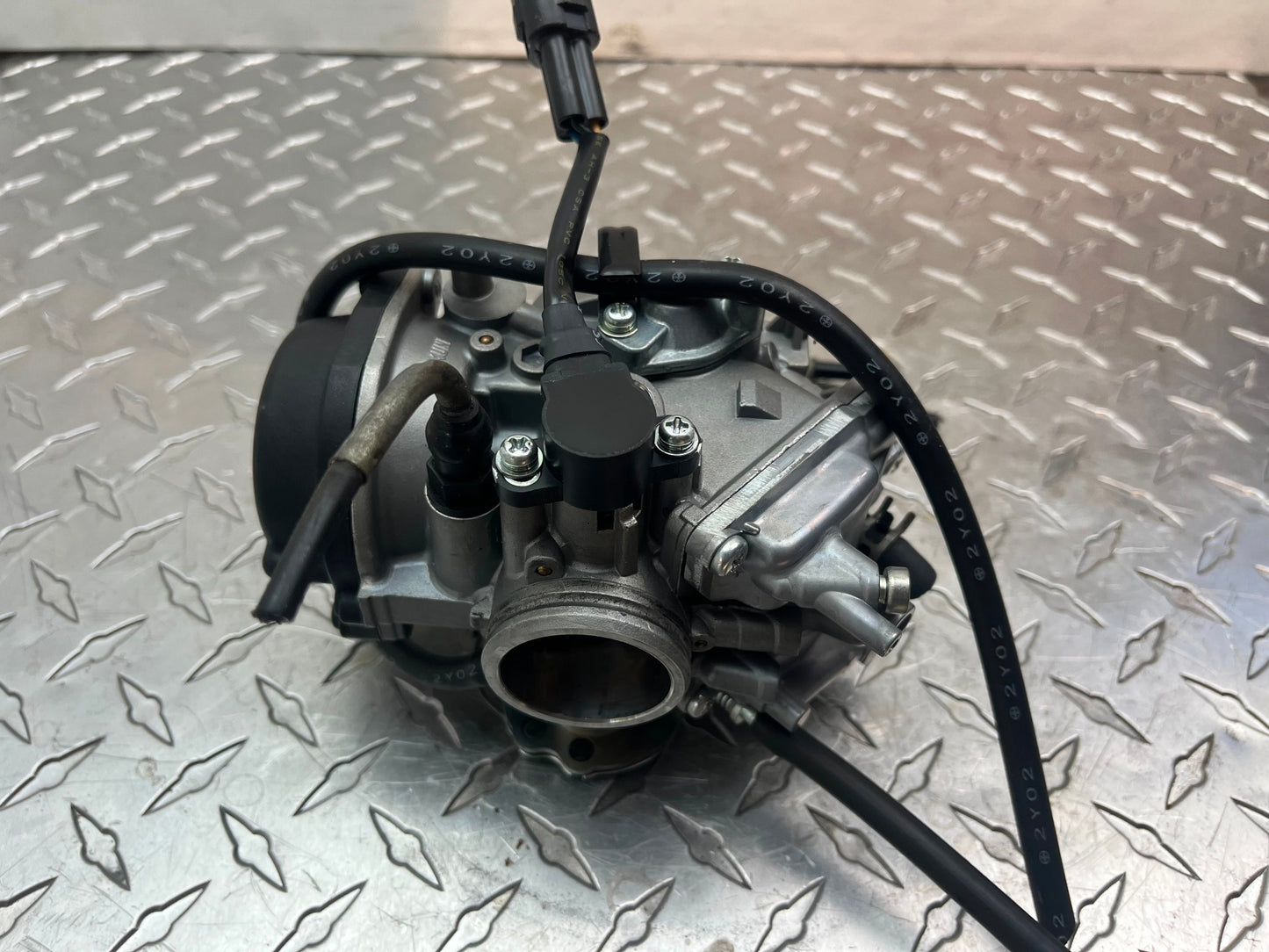 OEM SUZUKI VOLUSIA 800 CARBURETOR PART# 13200-41F20