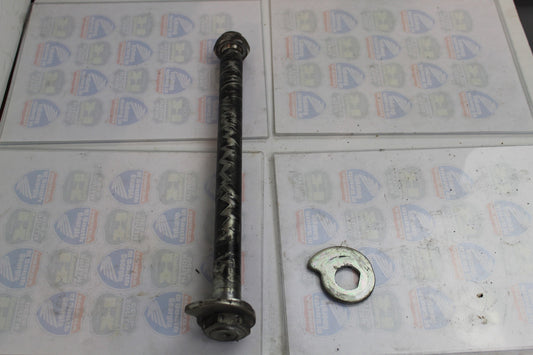 09-13 FLHT HARLEY DAVIDSON REAR AXLE AND NUT 41056-09